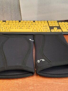 NEW ! Cambivo 2 Packs Unisex Athletics Compression Knee Sleeve Support Black SzM